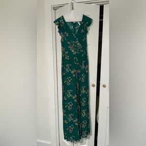 Green floral romper. Cotton. Xhilaration. Large
